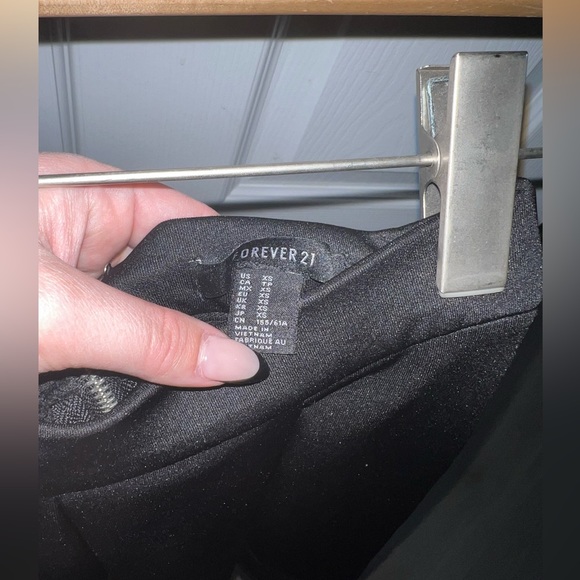 Black Skater Skirt - Picture 3 of 4